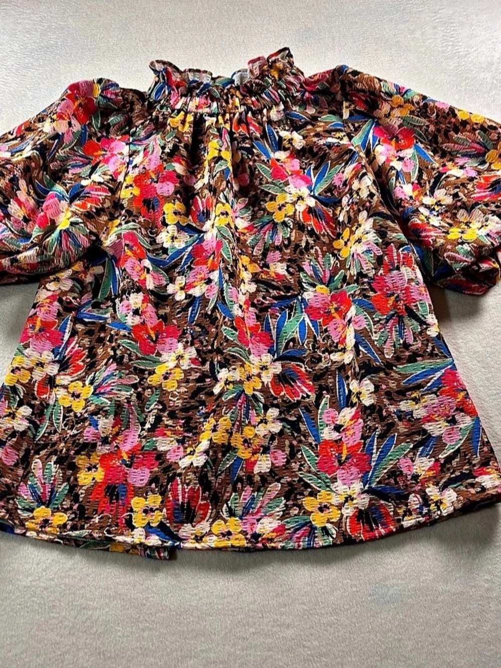 Floral Blouse in Brown & Pink Size Small